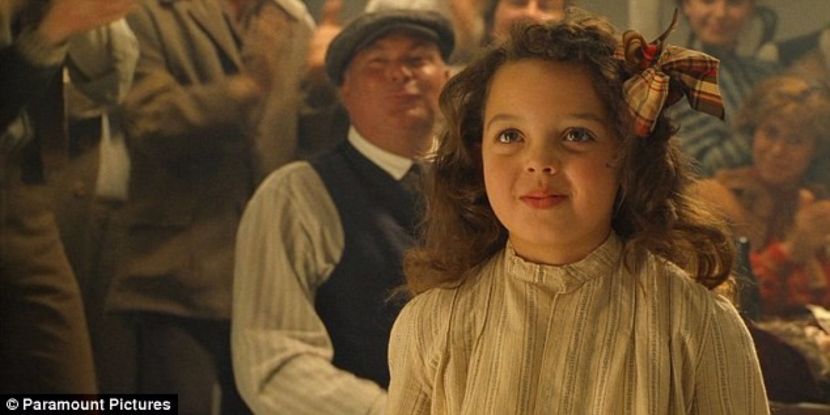 25 - ALEGE O POZĂ LIBERĂ CU FILMUL TITANIC 1997 ȘI ACTORII DIN FILM