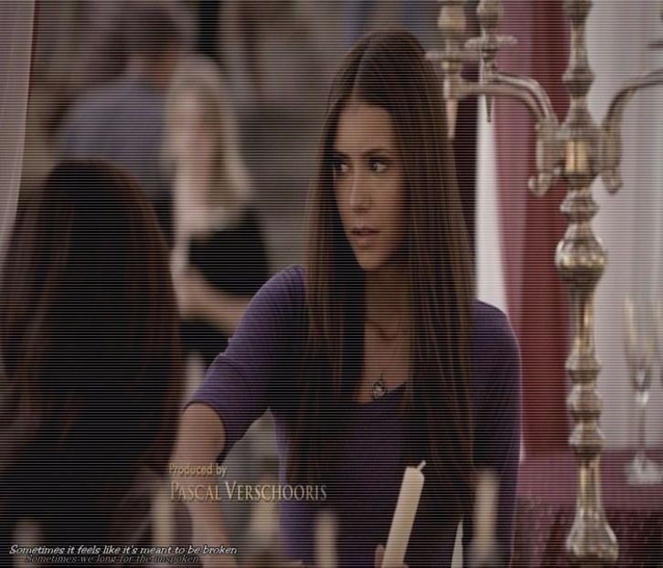 ╰✿μλbuoϝᴉc❥.;  # Îmi dau ochii peste cap. Dacă n-aș fi fost gravită, ți-ai fi luat bătaie, dar spre - S01xE01 Noi de aici nu plecăm - nu plecăm acasă