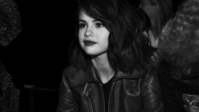 - 01aa Selena - 01