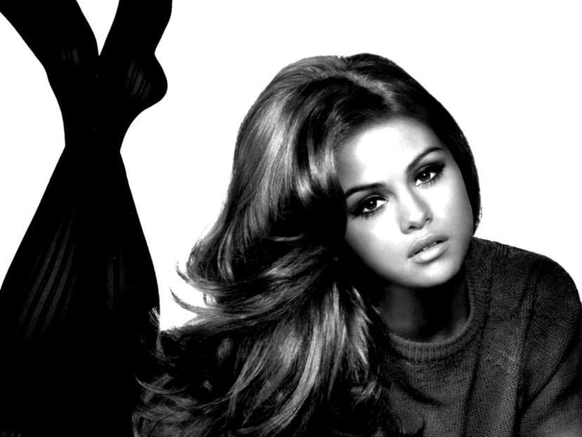  - 01aa Selena - 01