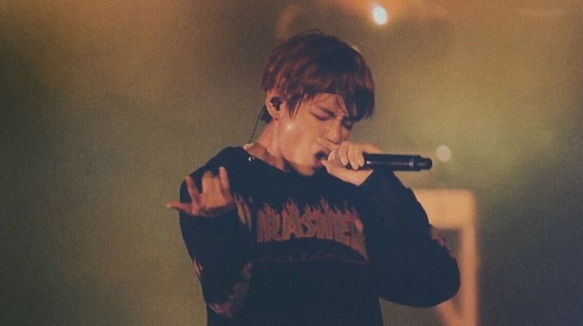 large (8) - 0Nowhere to hide inside my mind