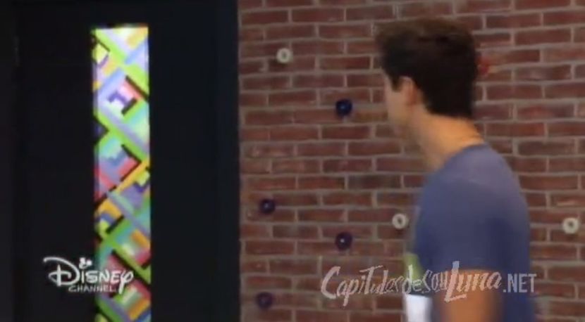 bandicam 2018-04-28 11-35-16-990 - 01 soy luna cap simbar