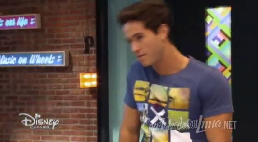 bandicam 2018-04-28 11-35-20-700 - 01 soy luna cap simbar