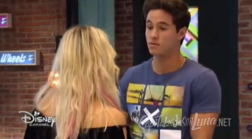 bandicam 2018-04-28 11-35-26-834 - 01 soy luna cap simbar