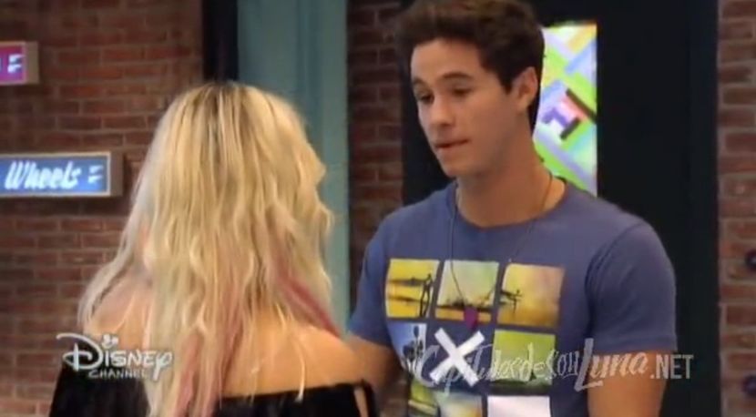 bandicam 2018-04-28 11-35-27-566 - 01 soy luna cap simbar
