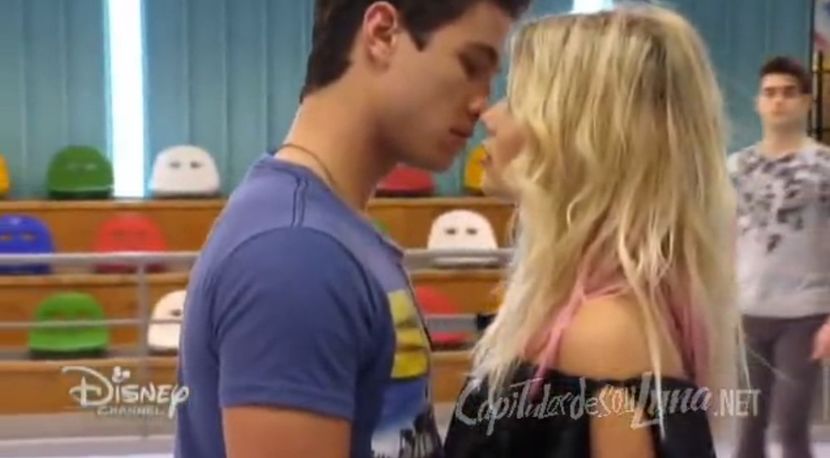 bandicam 2018-04-28 11-36-13-272 - 01 soy luna cap simbar