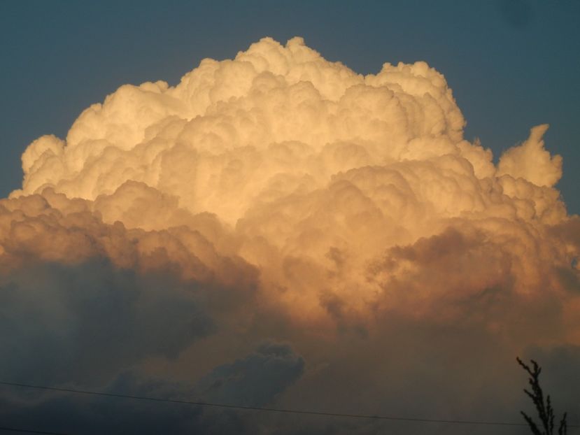 2017, May 22 - CLOUDS_Nori