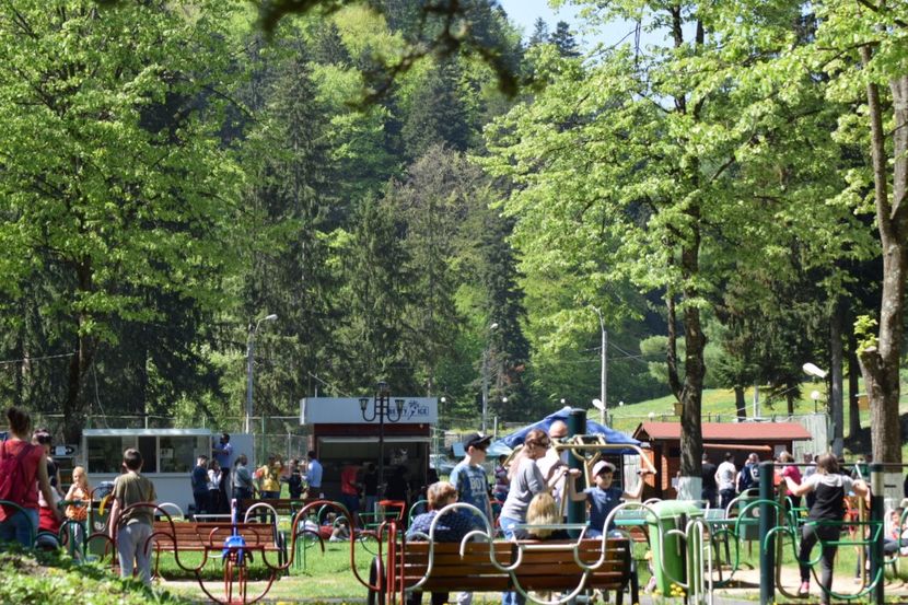  - Slanic Moldova si Targu Ocna