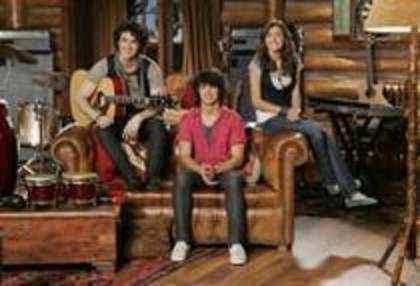 JKIEQCODSWBGCKBNUHZ - poze camp rock