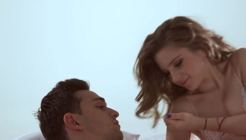  - 01 One - pmdm - 02