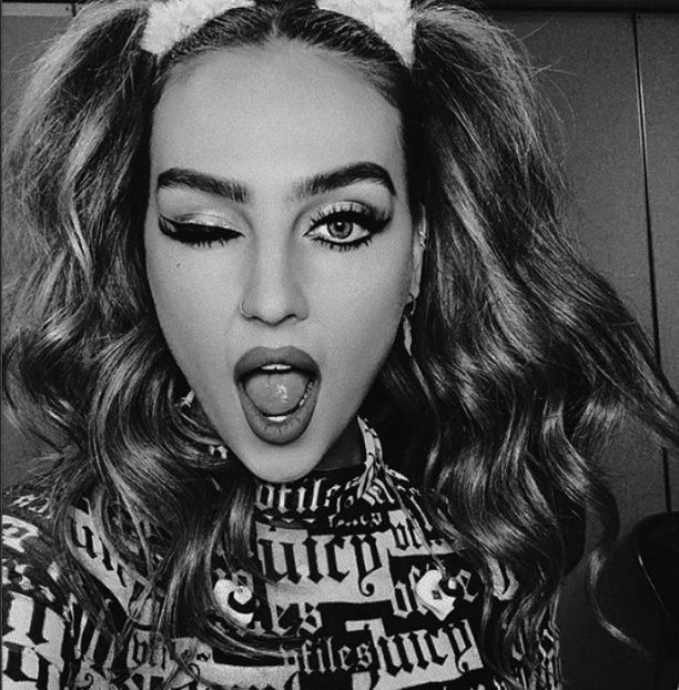 bandicam 2018-05-03 13-14-50-185 - 01aa Little Mix - 01