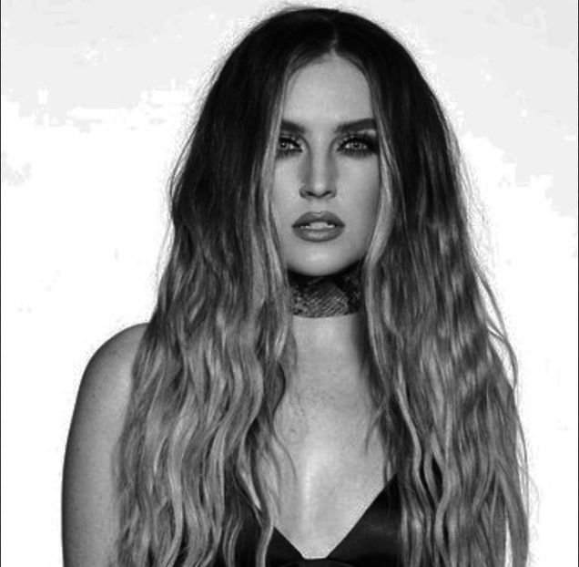 bandicam 2018-05-03 15-11-42-981 - 01aa Little Mix - 01