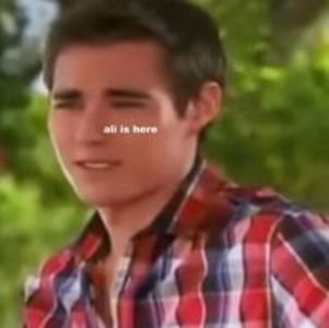 103497563_HWNBKVX - leon - alitv - pmdm