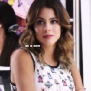 103500665_EHQUZAS - violetta - alitv - pmdm