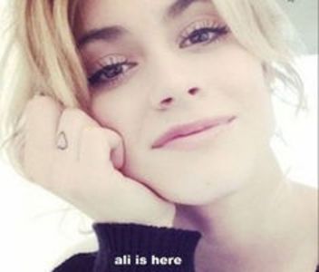 104810016_BFTWJBL3 - violetta - alitv - pmdm
