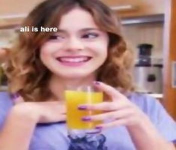 105876455_YVLGWTV3 - violetta - alitv - pmdm
