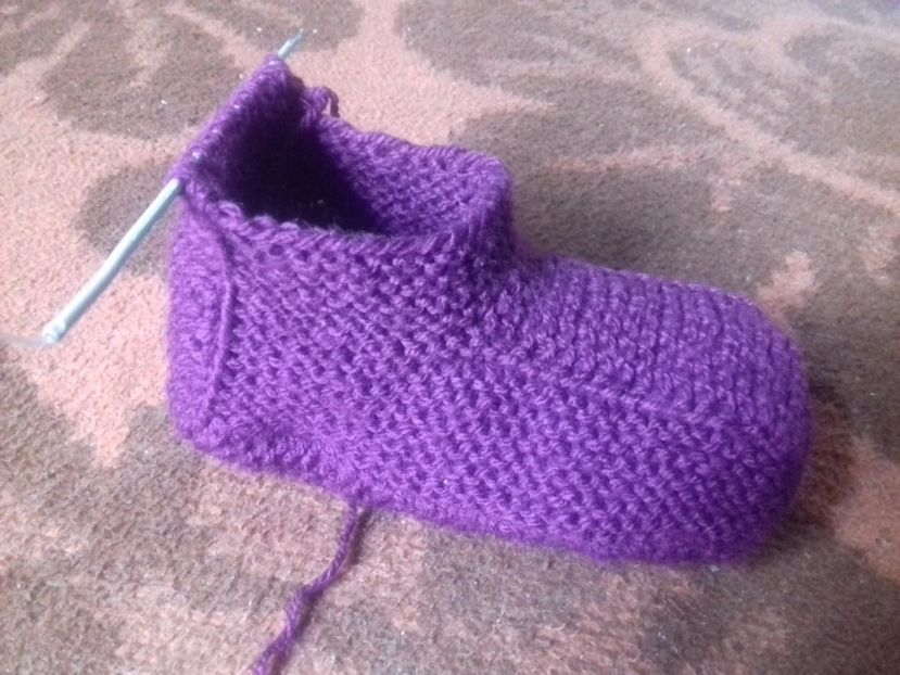 Botoşei pentru copii - Tricotaj - Lucrarile mele