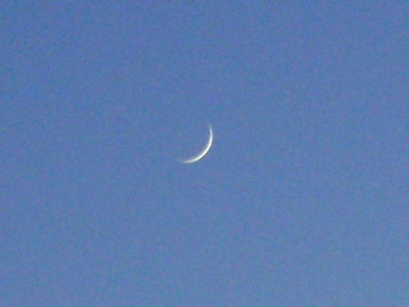 Luna Noua in Gemeni - Luna - Soarele si norii - 1