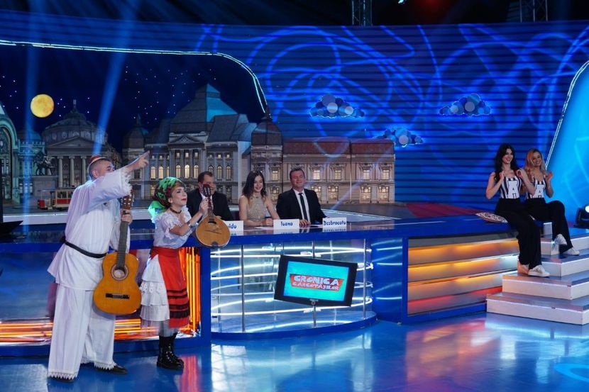 Cronica Carcotasilor - Cronica Carcotasilor Part 1