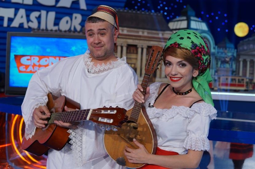 Cronica Carcotasilor - Cronica Carcotasilor Part 1