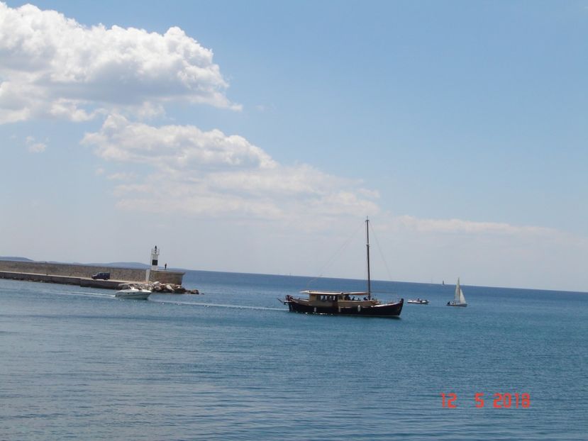  - 2018 mai Atena camera