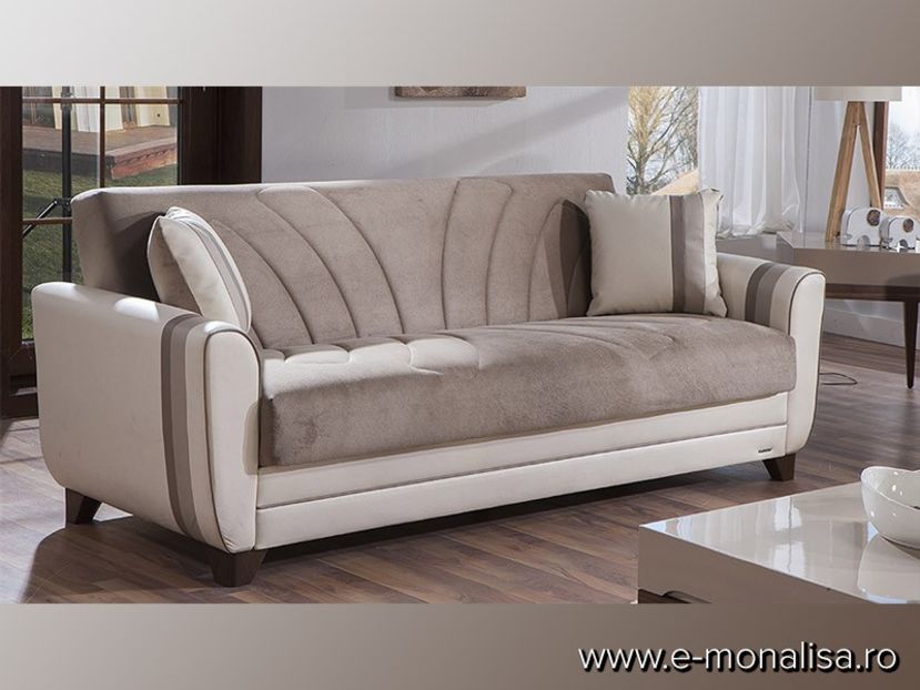 12 - E-alege doua poze cu canapeaua dorita