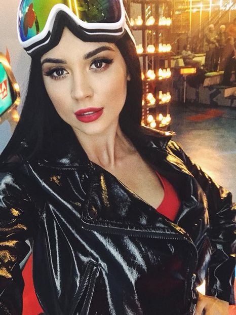 Cronica Carcotasilor - Cronica Carcotasilor Part 1