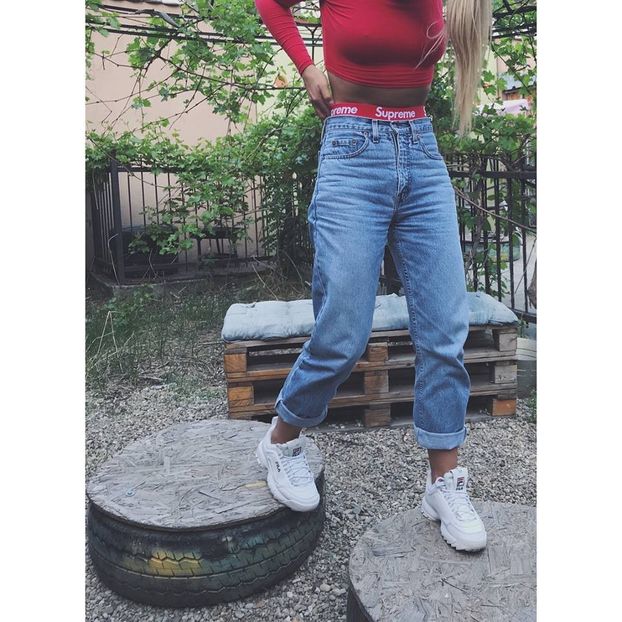 Cronica Carcotasilor - Cronica Carcotasilor Part 1