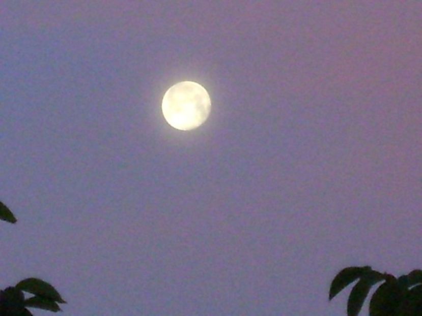 Luna plina in Sagetator - Luna - Soarele si norii - 1