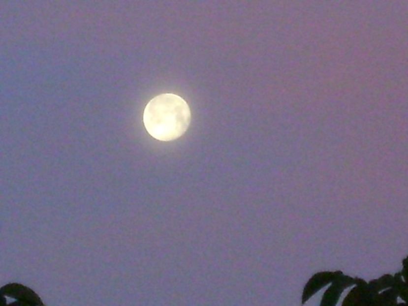 Luna plina in Sagetator - Luna - Soarele si norii - 1