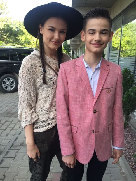 03812B16-8DF5-4923-9420-60A9C1857DBD - copiii mei