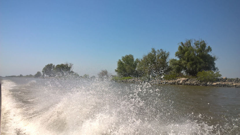 Dunarea Bratul Sulina - Delta Dunarii iunie 2018