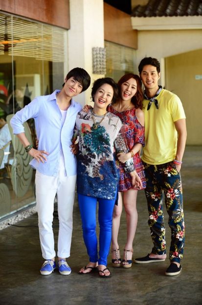  - PARK BO GUM - GUMMY