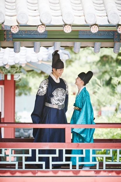 - PARK BO GUM - GUMMY