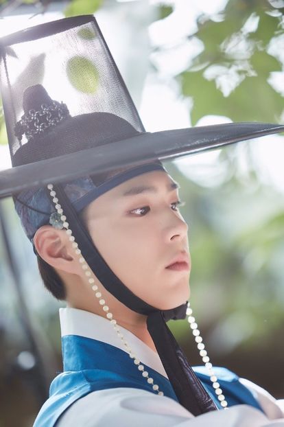  - PARK BO GUM - GUMMY