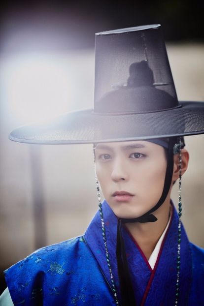  - PARK BO GUM - GUMMY