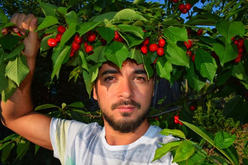 E vremea lor...si a mea! :))))) - 000000000000000 DESPRE MINE