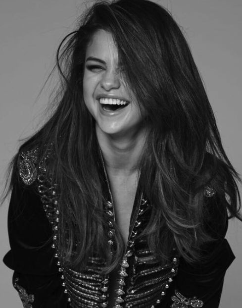  - 01aa Selena - 01