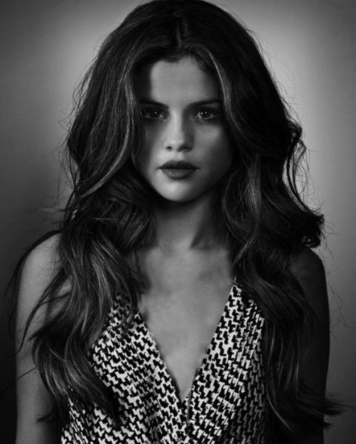  - 01aa Selena - 01