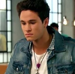 bandicam 2018-06-09 23-16-24-321 - 02 Simon