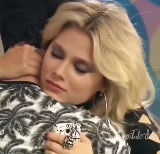 bandicam 2018-06-09 23-25-57-415 - 01 Sim momentos insta