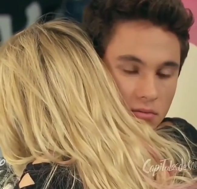 bandicam 2018-06-09 23-26-06-093 - 01 Sim momentos insta