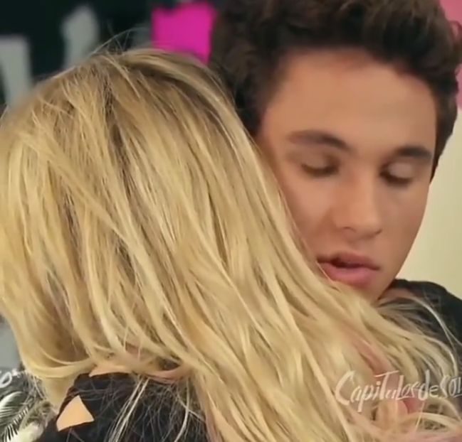 bandicam 2018-06-09 23-26-06-879 - 01 Sim momentos insta