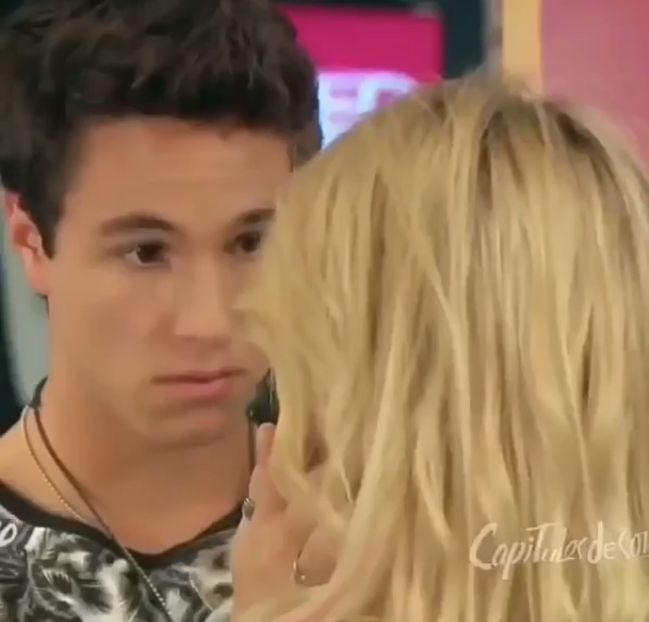 bandicam 2018-06-09 23-26-13-565 - 01 Sim momentos insta