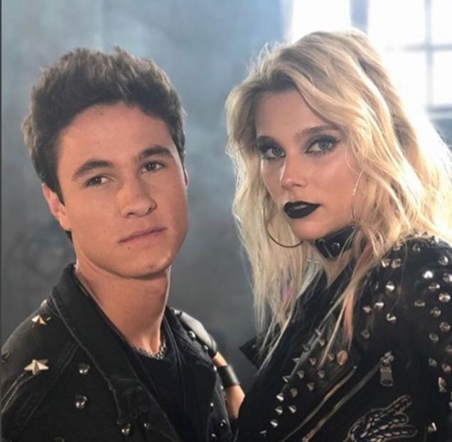 bandicam 2018-06-23 18-09-06-394 - 01 Mi