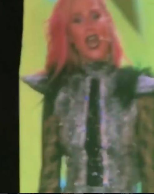 bandicam 2018-06-23 18-10-49-927 - 02 Mi