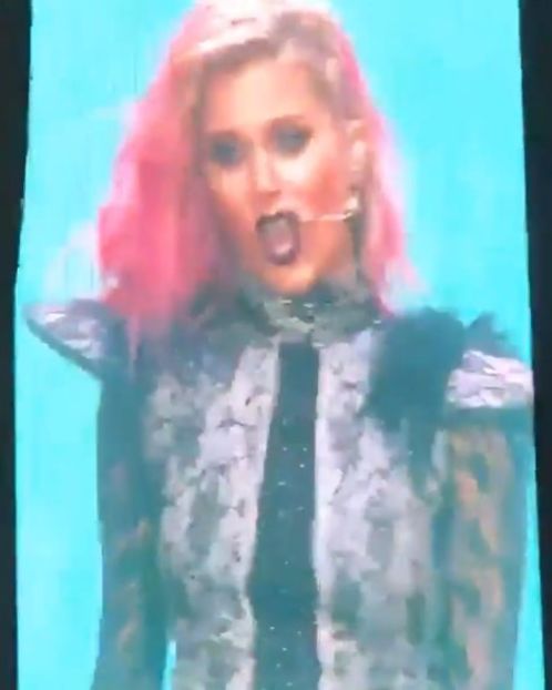 bandicam 2018-06-23 18-10-54-589 - 02 Mi