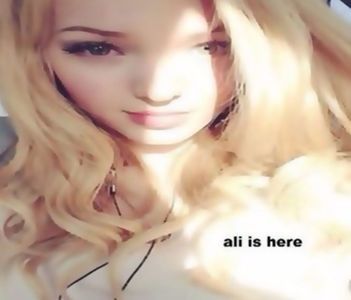 110821300_VAQOJZH3 - dove laura