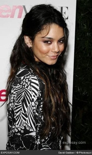 Vanessa Hudgens (62)