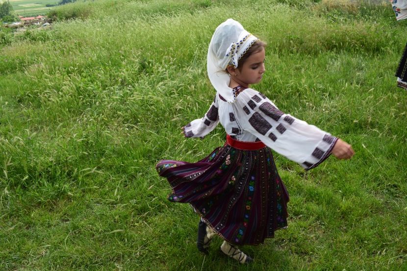  - HAI LA HORA HAI LA JOC!